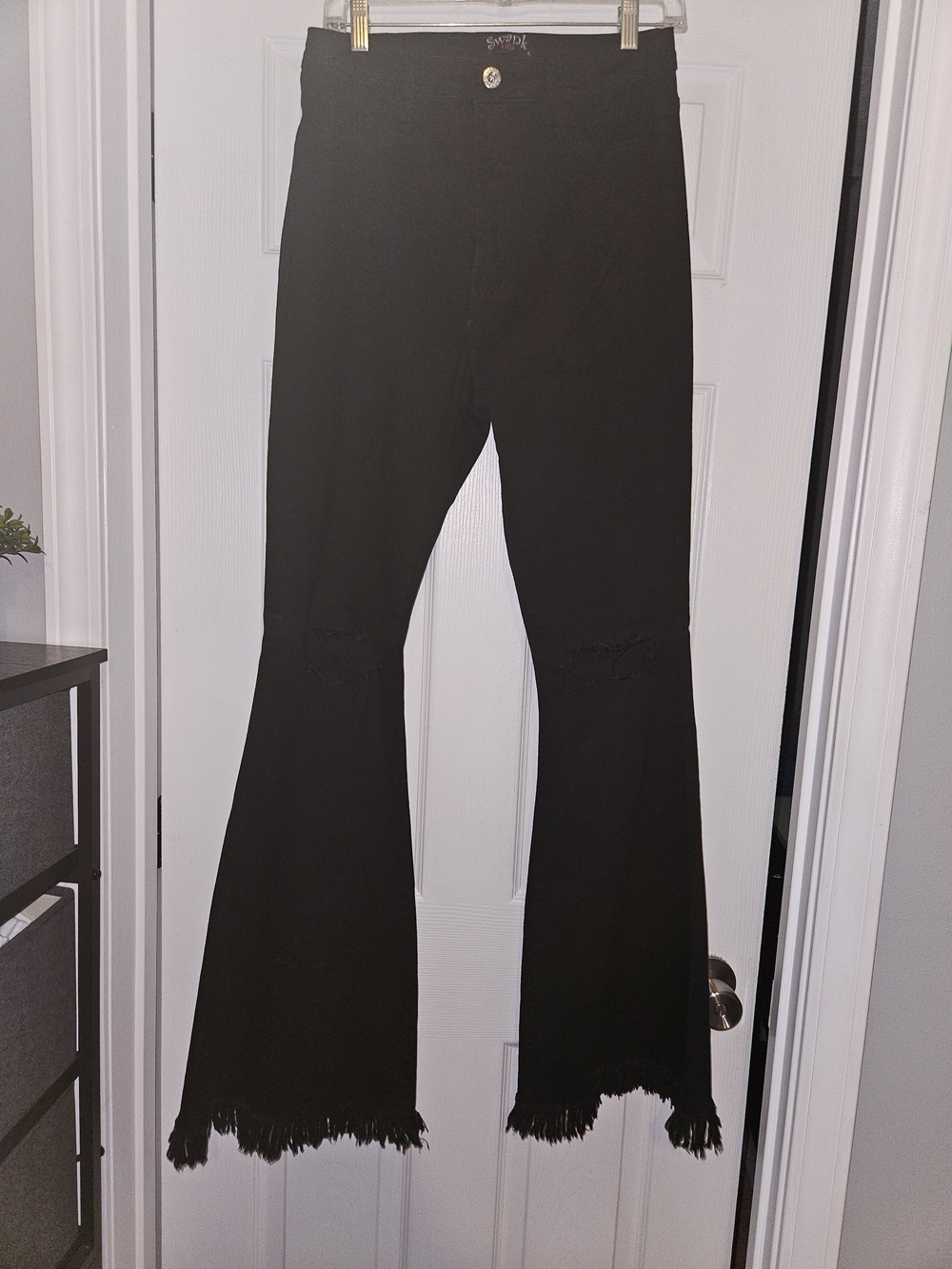 Black Flared Jeans with Frayed Hem